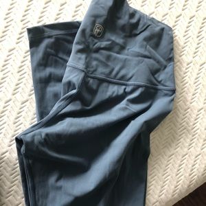 Born Primitive Inspire leggings Size M